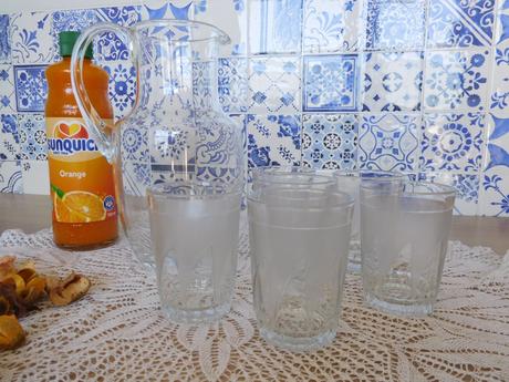 Sklenené na malinovku -džbán+poháre 6 kusov, 