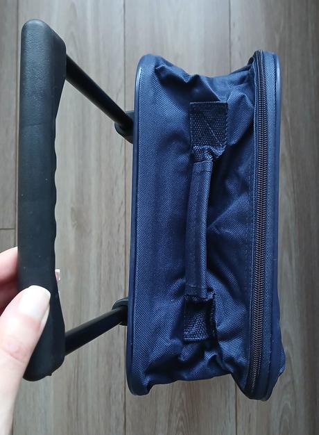 Cestovny kufor a kozmeticka taska, 