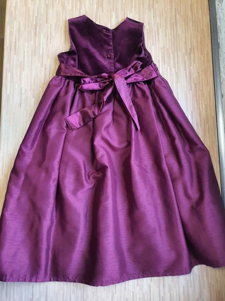 Zamatove saty, next,104