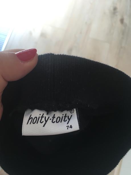 Teplákova súprava, 74