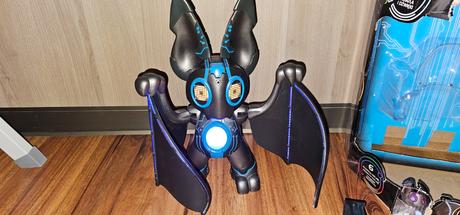 Interaktívny netopier nocto, množstvo funkcií, 