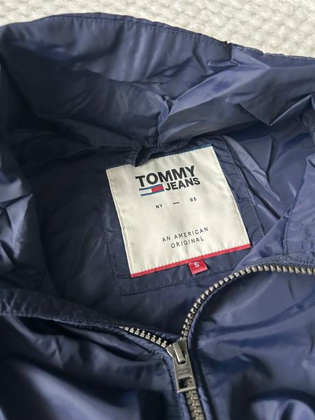 Tommy jeans prechodná bunda, tommy hilfiger,m