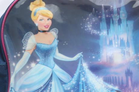 Ruksak s princeznou - top stav, 