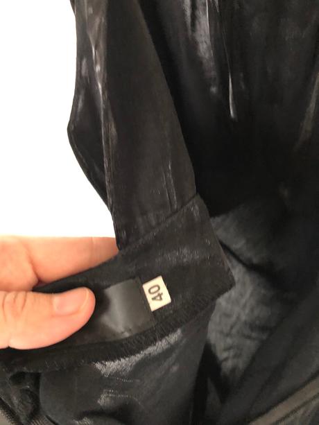 Krásne padave a jemnunke šaty 38/40, 38