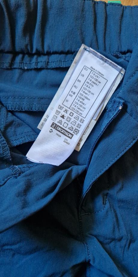 Zipsovacie turisticke nohavice decathlon, quechua,128