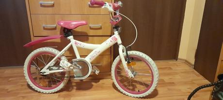 Bicykel pre dievcata, 14