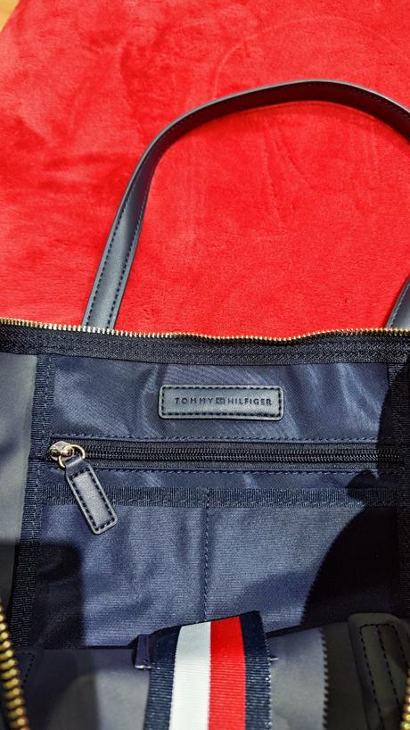 Tommy hilfiger kabelka, tommy hilfiger