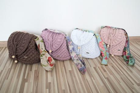 Háčkovaná taška cez rameno, 