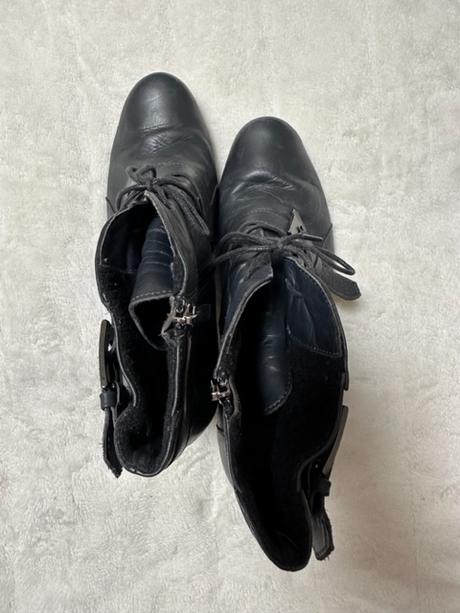 Tmavosivé kožené čižmičky na opätku, 39