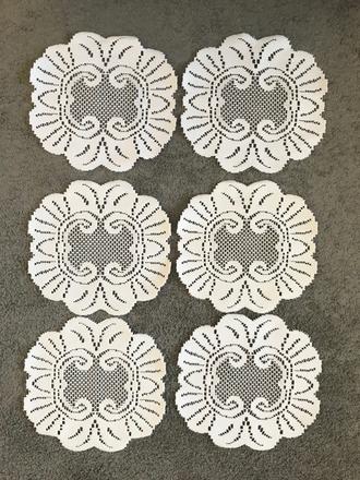 6 ks ozdobná dečka / obrúsok, 
