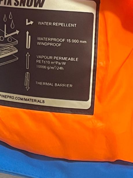 Raz oblečený, alpine pro,158