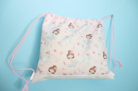 Nepremokavý batôžtek s baletkami, 