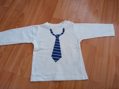 Tričko s kravatou, 68