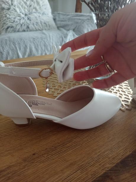 Topánky na 1sv.prijimanie, 35 / 36