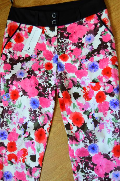 Módne dámske nohavice, 36 - xl