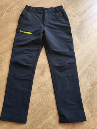 Športové nohavice, 140