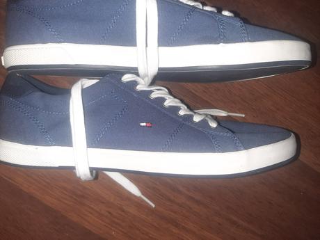 Th tenusky., tommy hilfiger,41