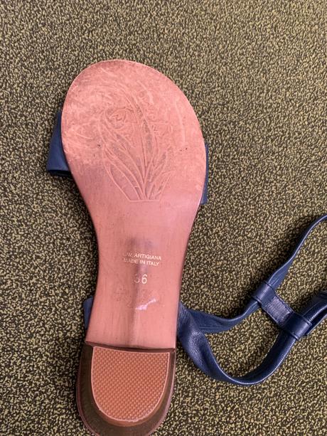 Kožené sandálky, 36