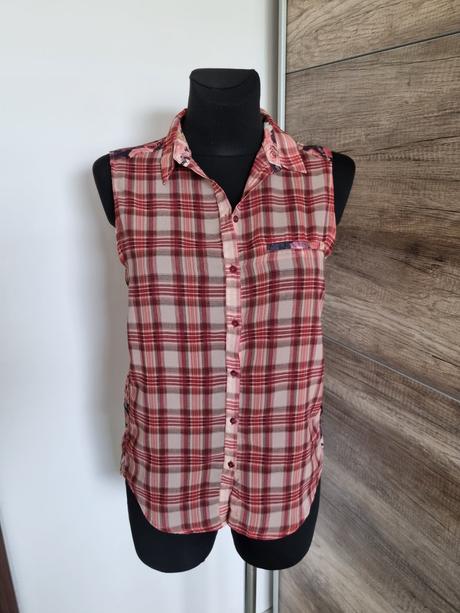 Košeľova blúzka bez rukávov, bershka,s