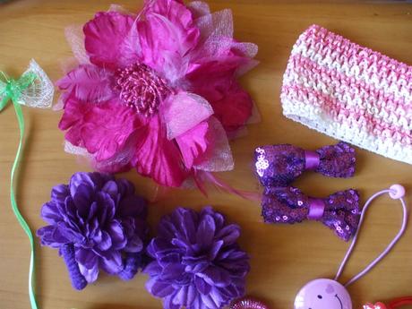 Ozdoby, gumičky, štipce do vlasov, 