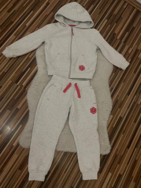 Teplakova súprava, 122