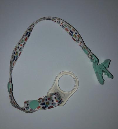 Šnúrka na cumlík,