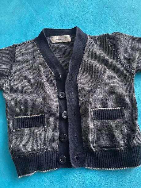 Elegantny svetrik, 80