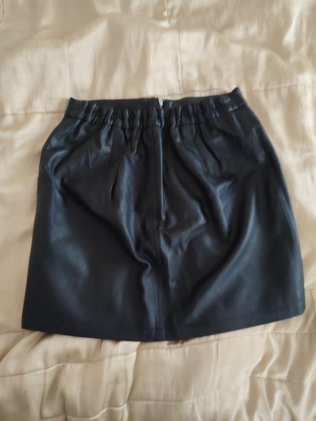 Kožená sukňa, gina,40