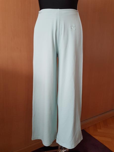 Bledomodré italy voľné tepláčiky vel.s, s