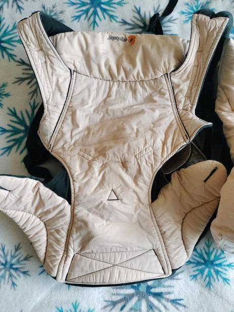 Ergonomický nosič ergobaby s novorodeneckou vložko, ergo baby