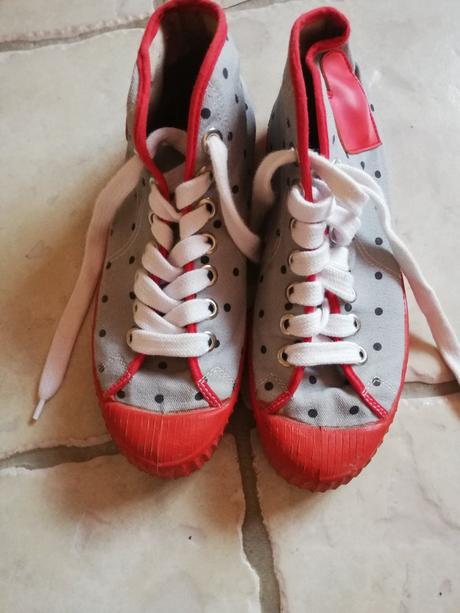 Pískacie tenisky tikoki, 41