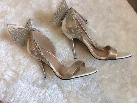 Sandalky s krídlami, 37