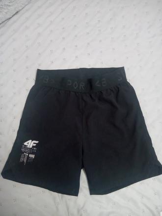 Krásne športové šortky 4f, 140
