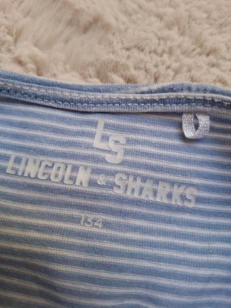 Tričko so srdiečkom, 134