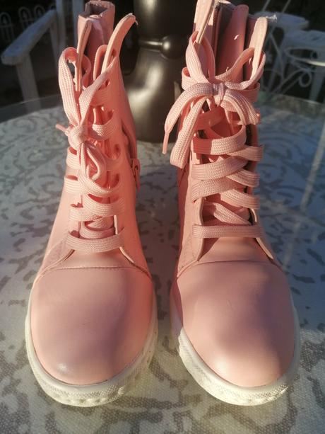 Tenisky s opätkom, 39