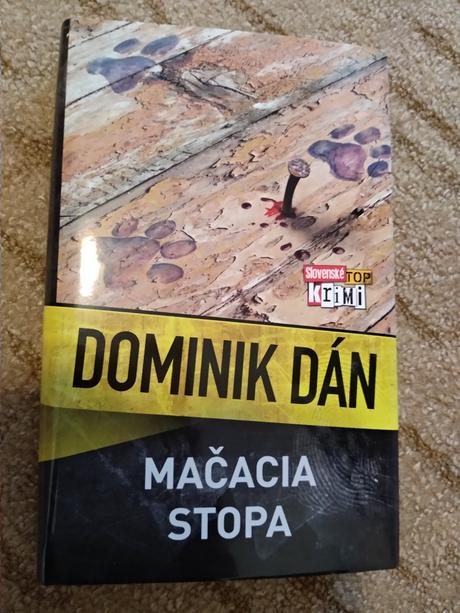 Dominik dán, mačacia stopa, 