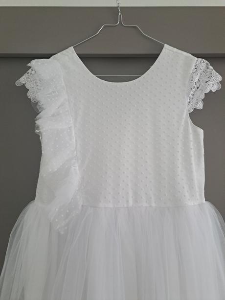 Šaty na 1.sväté prijímanie, 158