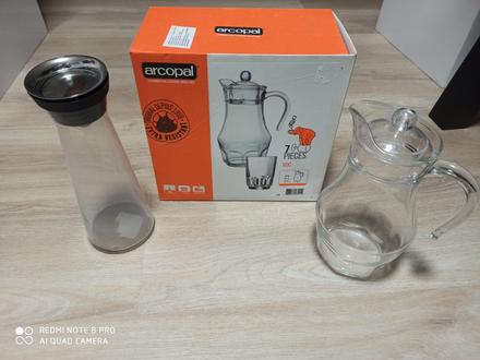 Džbán, poháre a karaffa,