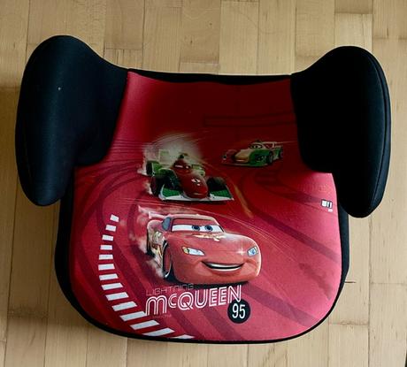 Podsedák do auta mcqueen, 