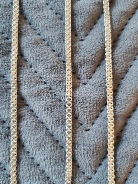 Strieborná retiazka a náramok,