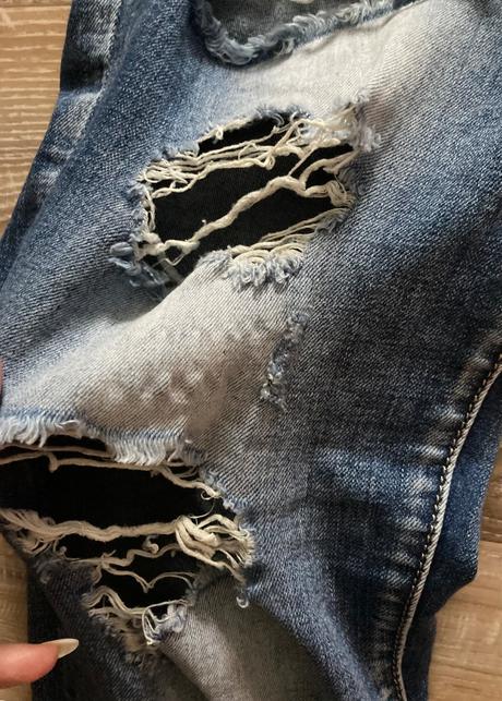 Roztrhané rifle, denim,30