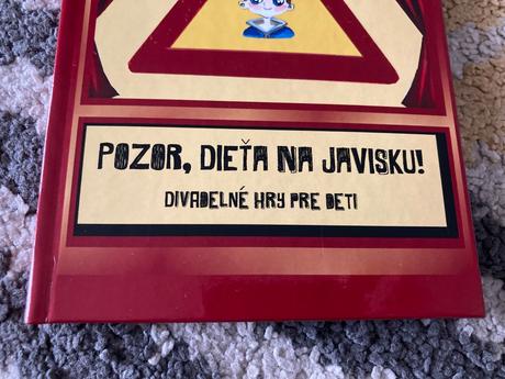 Pozor, dieťa na javisku (2021),