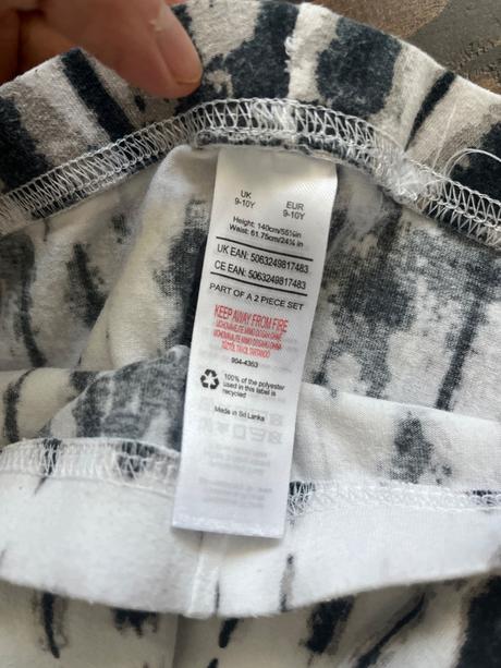 Leginy 140, tesco,140