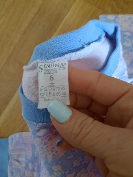 Dievčenské pyžamo, 104