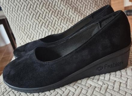 Čierne kotníkové topánky na platforme, 39