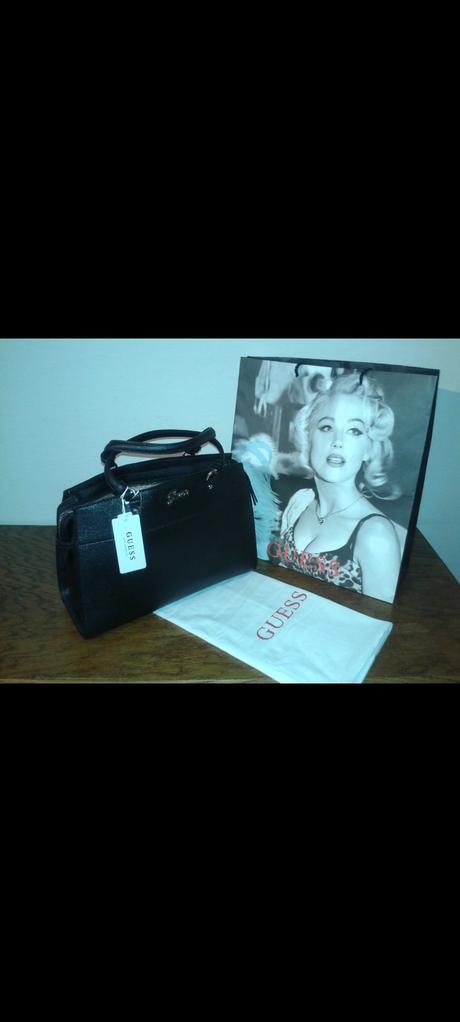 Guess kabelka, guess