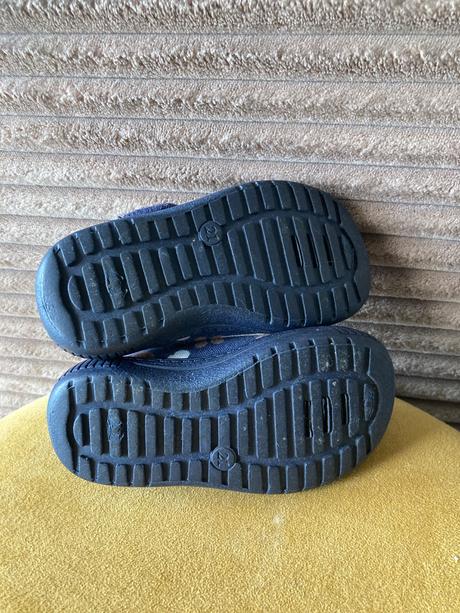 Papučky so psíkom, 21