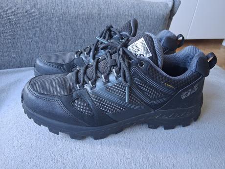 Turistické topánky tenisky botasky, jack wolfskin,41