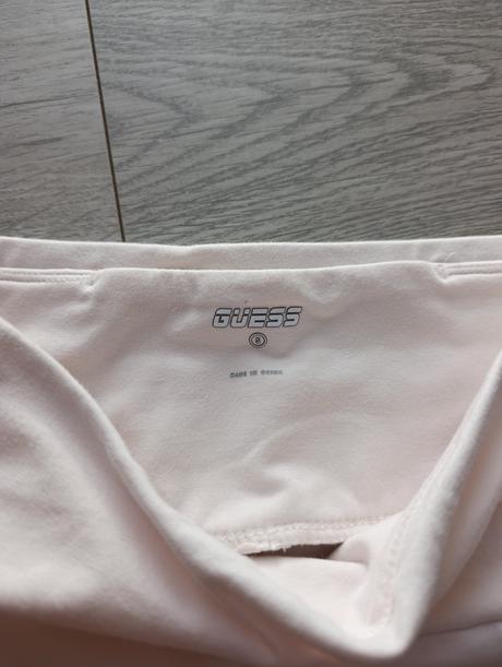 Guess šortky, guess,s