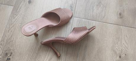 Kamienkové šľapky, h&m,38